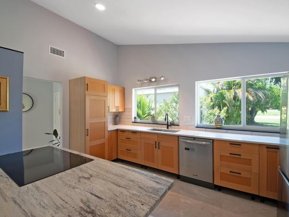 5695 Ainsley Court, Boynton Beach FL 33437