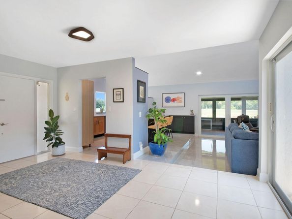 5695 Ainsley Court, Boynton Beach FL 33437