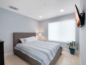 5695 Ainsley Court, Boynton Beach FL 33437
