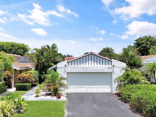 5695 Ainsley Court, Boynton Beach FL 33437