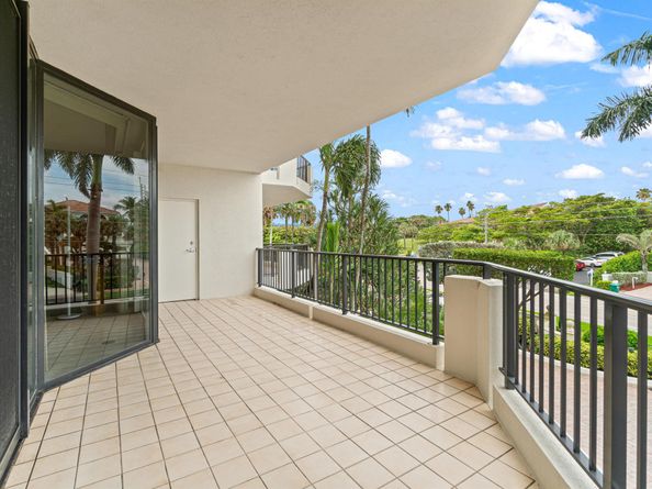 800 Ocean Drive 204, Juno Beach FL 33408