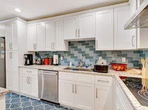 320 Summa Street, West Palm Beach FL 33405