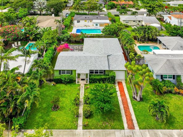 320 Summa Street, West Palm Beach FL 33405