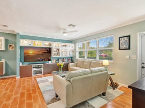 320 Summa Street, West Palm Beach FL 33405