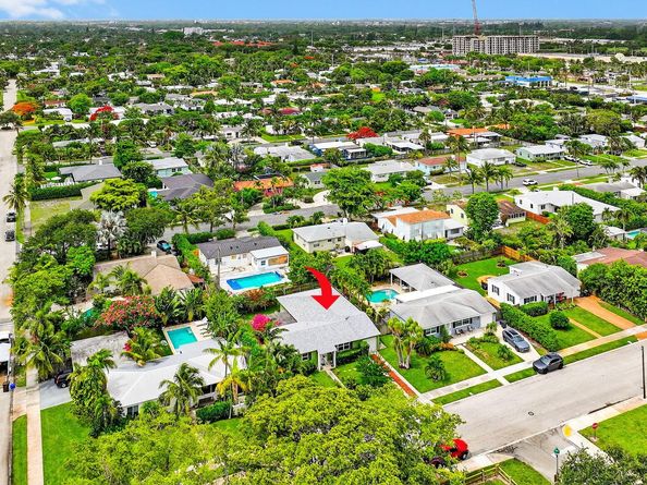 320 Summa Street, West Palm Beach FL 33405
