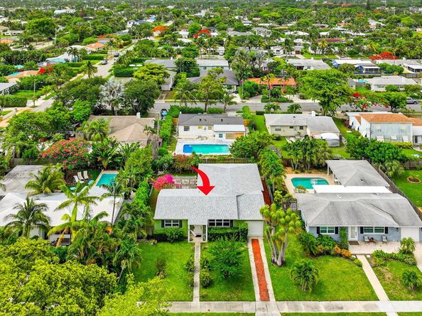 320 Summa Street, West Palm Beach FL 33405