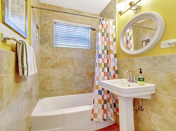 320 Summa Street, West Palm Beach FL 33405