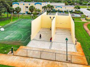320 Summa Street, West Palm Beach FL 33405