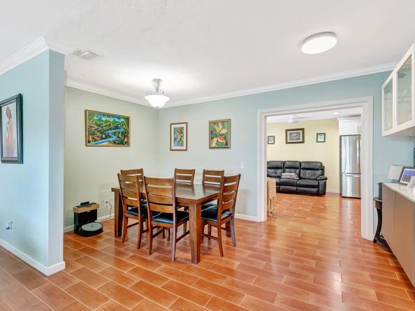 320 Summa Street, West Palm Beach FL 33405