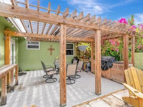 320 Summa Street, West Palm Beach FL 33405
