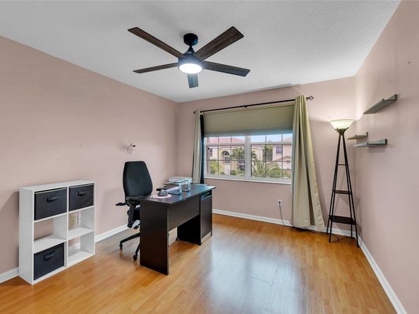 17947 SW 36th St, Miramar FL 33029