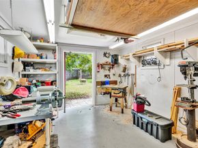 2731 NE 9th Ave, Pompano Beach FL 33064