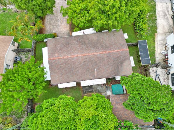 2731 NE 9th Ave, Pompano Beach FL 33064