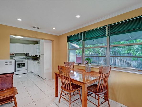 2731 NE 9th Ave, Pompano Beach FL 33064