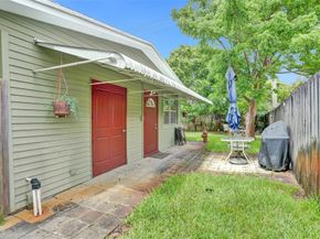 2731 NE 9th Ave, Pompano Beach FL 33064