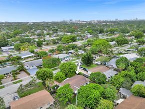 2731 NE 9th Ave, Pompano Beach FL 33064