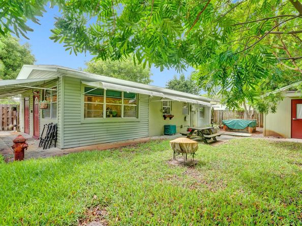 2731 NE 9th Ave, Pompano Beach FL 33064