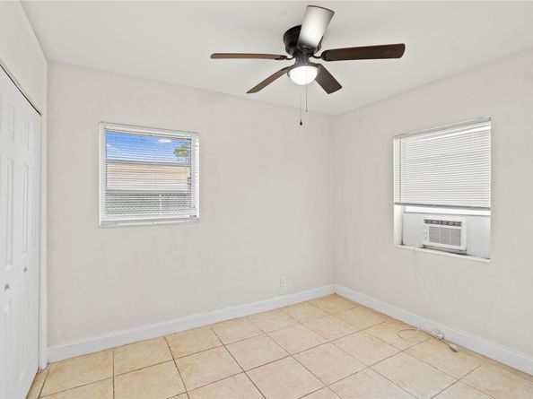 1212 NW 11th Ct, Fort Lauderdale FL 33311