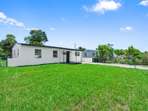 1212 NW 11th Ct, Fort Lauderdale FL 33311