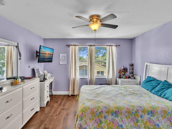 16727 Sapphire Isle, Weston FL 33331