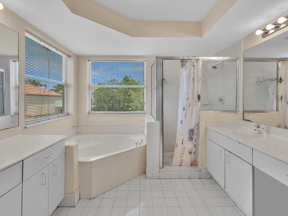16727 Sapphire Isle, Weston FL 33331