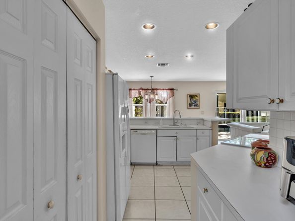 16727 Sapphire Isle, Weston FL 33331