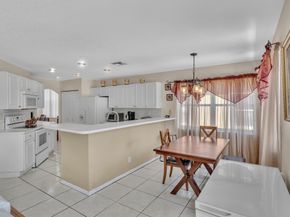 16727 Sapphire Isle, Weston FL 33331