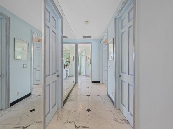 1697 Mayacoo Lakes Boulevard, West Palm Beach FL 33411