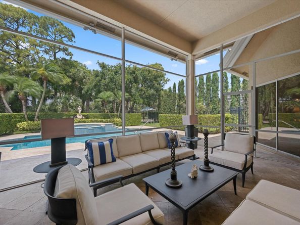 1697 Mayacoo Lakes Boulevard, West Palm Beach FL 33411