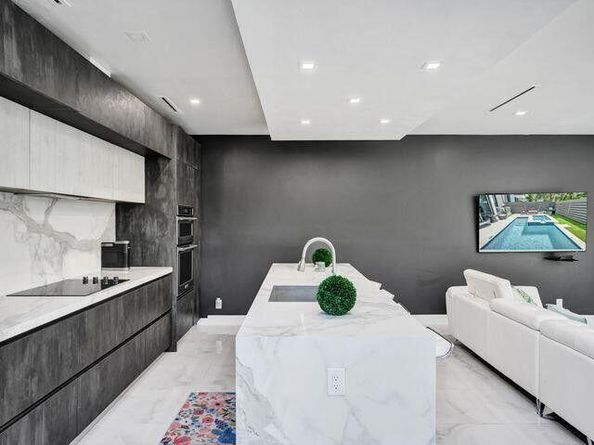 2514 NE 21st Street A, Fort Lauderdale FL 33305