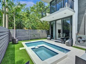 2514 NE 21st Street A, Fort Lauderdale FL 33305