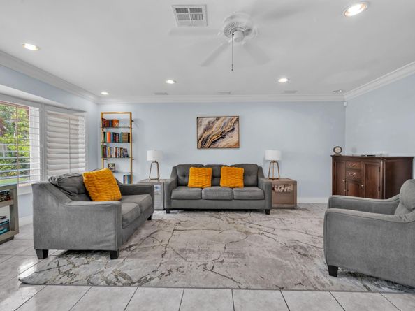 3621 N 33rd Ter, Hollywood FL 33021