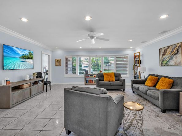 3621 N 33rd Ter, Hollywood FL 33021