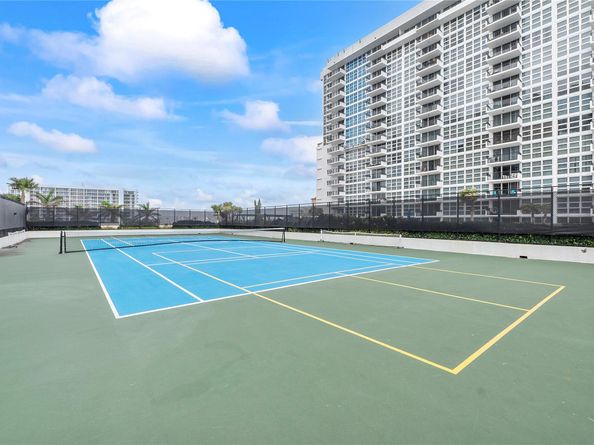531 N Ocean Blvd 502, Pompano Beach FL 33062