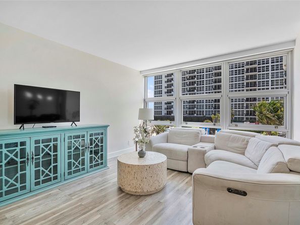 531 N Ocean Blvd 502, Pompano Beach FL 33062