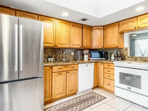 261 NW 47th Court, Oakland Park FL 33334