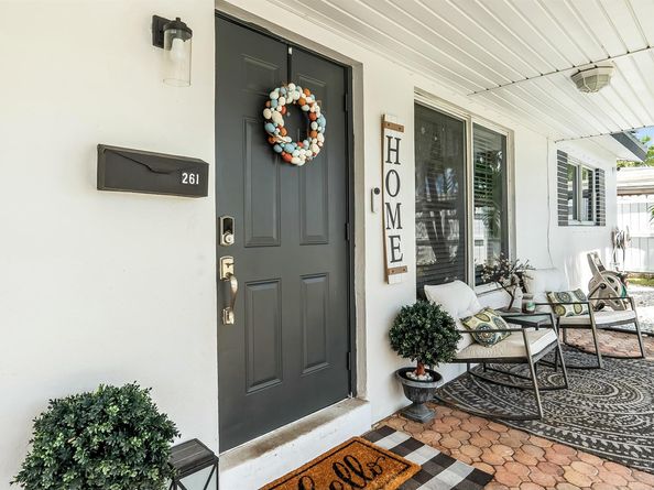 261 NW 47th Court, Oakland Park FL 33334