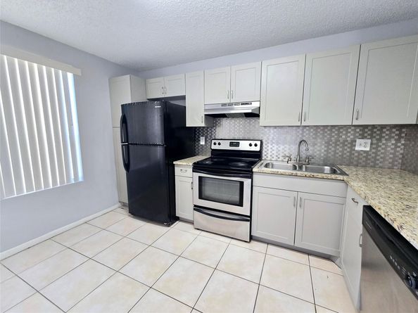 8100 SW 21st Ct 8100, Miramar FL 33025