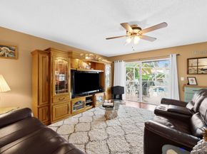 7520 NW 28th St, Margate FL 33063