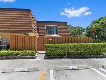 3073 30th Court