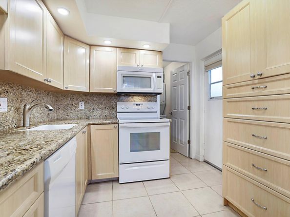 250 NW 67th Street 119, Boca Raton FL 33487