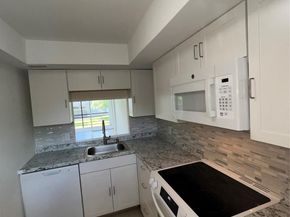 117 Royal Park Drive 2A, Oakland Park FL 33309