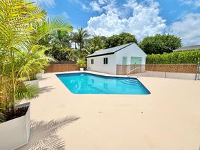 606 Avenida Alegre, West Palm Beach FL 33405