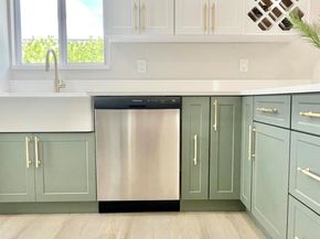 606 Avenida Alegre, West Palm Beach FL 33405