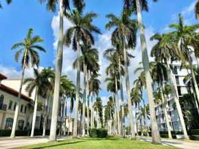606 Avenida Alegre, West Palm Beach FL 33405