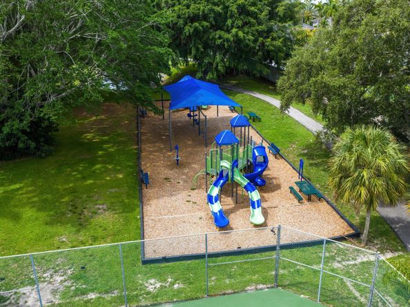 6901 Giralda Circle, Boca Raton FL 33433