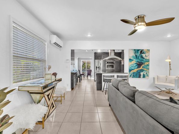 1124 NE 18th Ave, Fort Lauderdale FL 33304