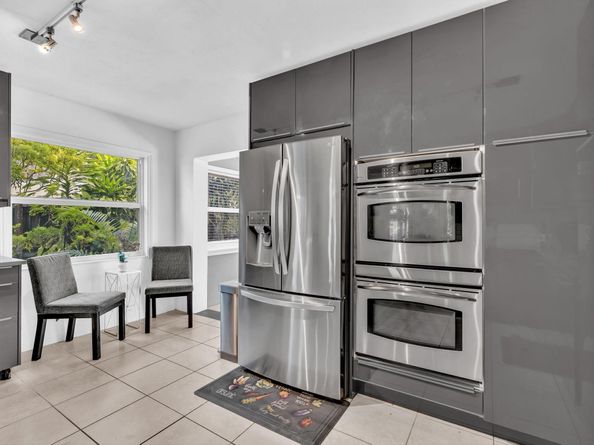 1124 NE 18th Ave, Fort Lauderdale FL 33304