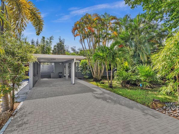 1124 NE 18th Ave, Fort Lauderdale FL 33304