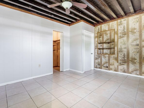 430 NW 133rd St, North Miami FL 33168